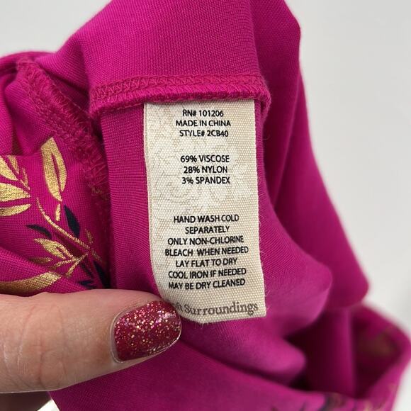 Soft Surroundings Pull On pants with front seam - Fuchsia with gold - Large - Picture 8 of 8